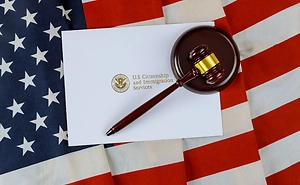Neil Dornbaum, Chair of Connell Foleys Immigration and Global Mobility Practice Group speaks at The New Jersey Business Immigration Coalition (NJBIC) in partnership with the New Jersey Business and Industry Association (NJBIA) & Einstein’s Alley vir